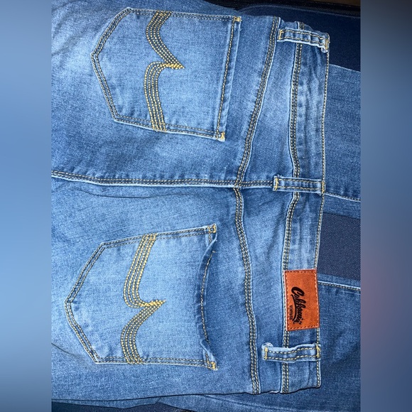 California Vintage Jeans - Picture 6 of 9